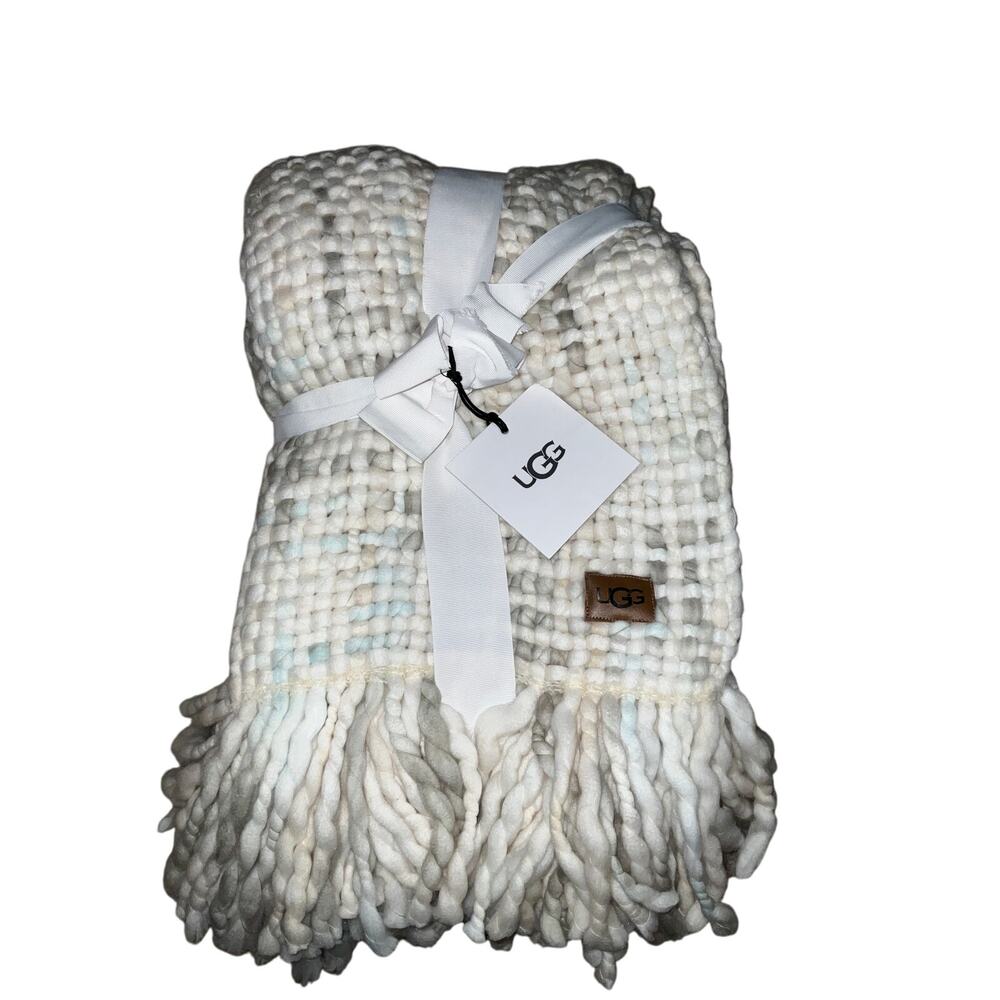 UGG Annora Emilia Fringed Snow Throw Blanket 50 X 70 NWT